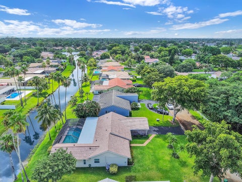 Tiny photo for 8975 NW 1st Street, Coral Springs, FL 33071 (MLS # B26049869)