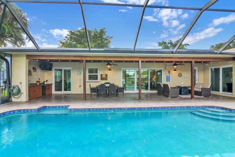 Tiny photo for 8975 NW 1st Street, Coral Springs, FL 33071 (MLS # B26049869)