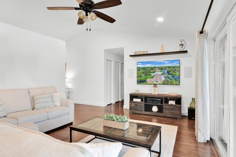 Tiny photo for 8975 NW 1st Street, Coral Springs, FL 33071 (MLS # B26049869)