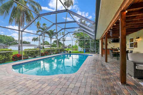 Tiny photo for 8975 NW 1st Street, Coral Springs, FL 33071 (MLS # B26049869)