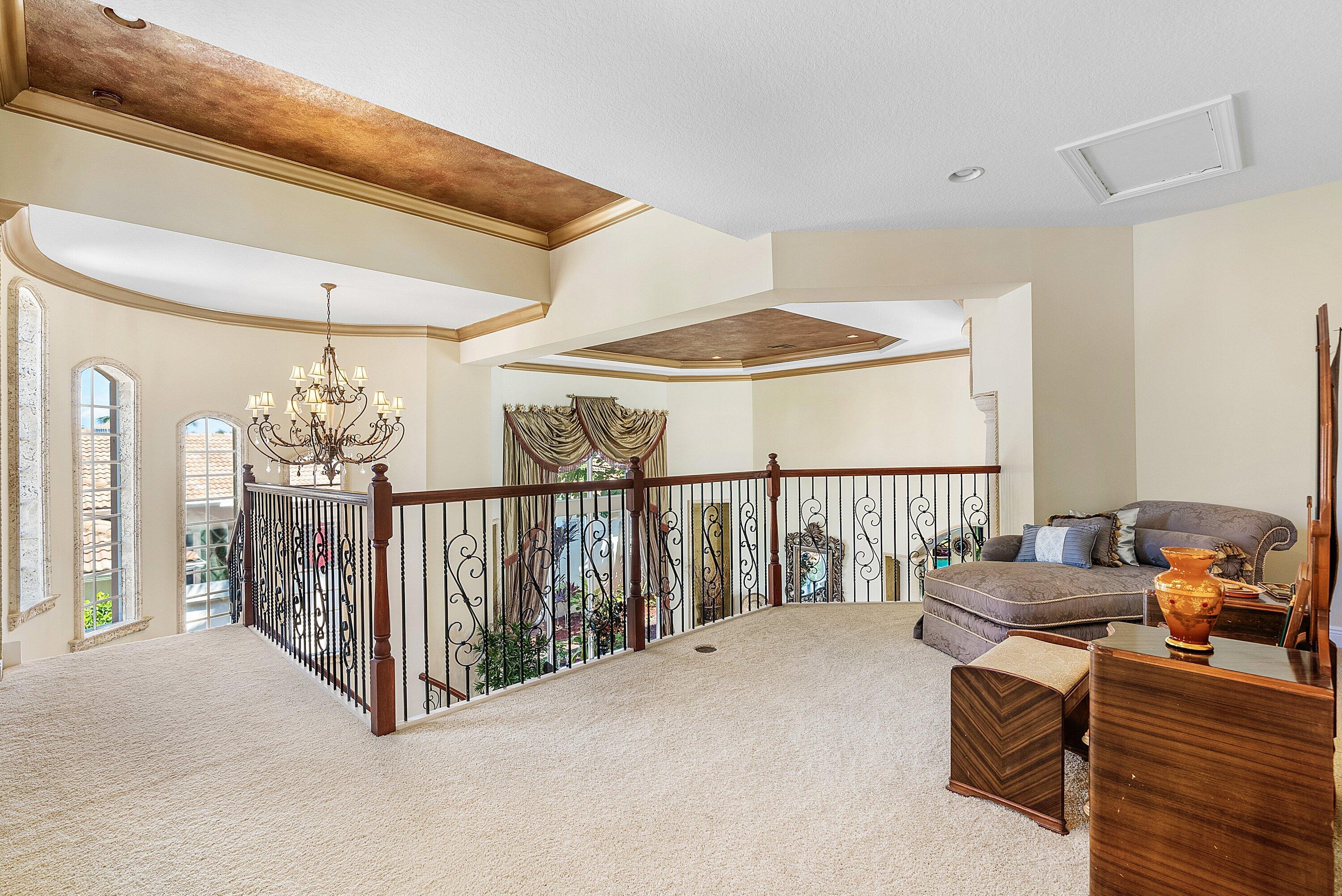 Mizner Country Club - Residential