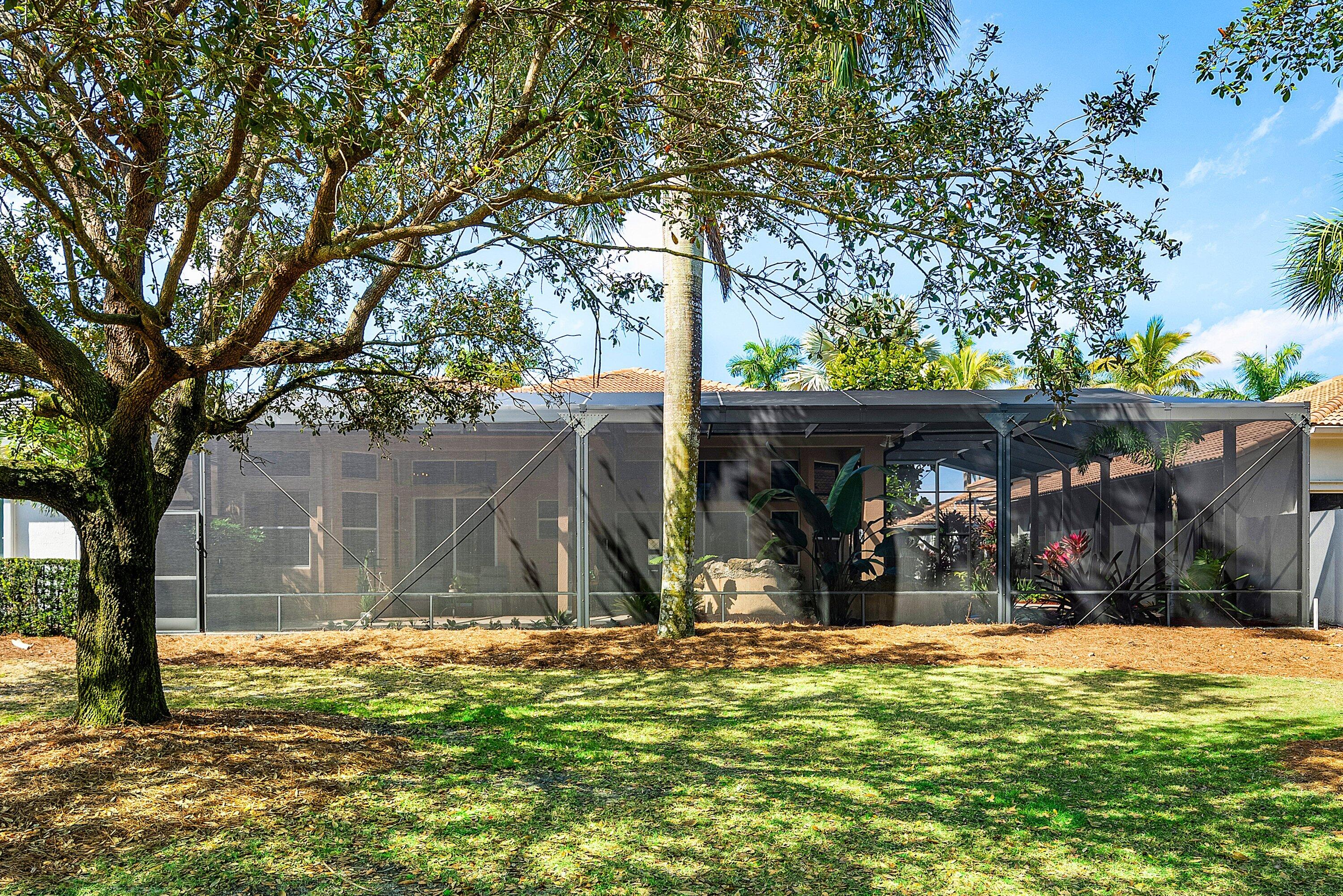 Mizner Country Club - Residential