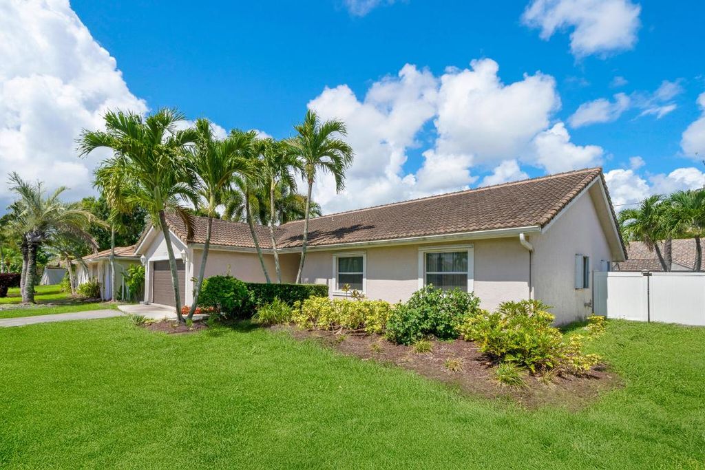 Photo of 7661 W Country Club Boulevard, Boca Raton, FL 33487 (MLS # R11139267)