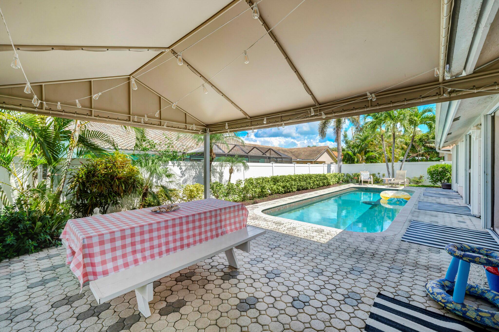 HIDDEN VALLEY SEC 4 - Residential Lease