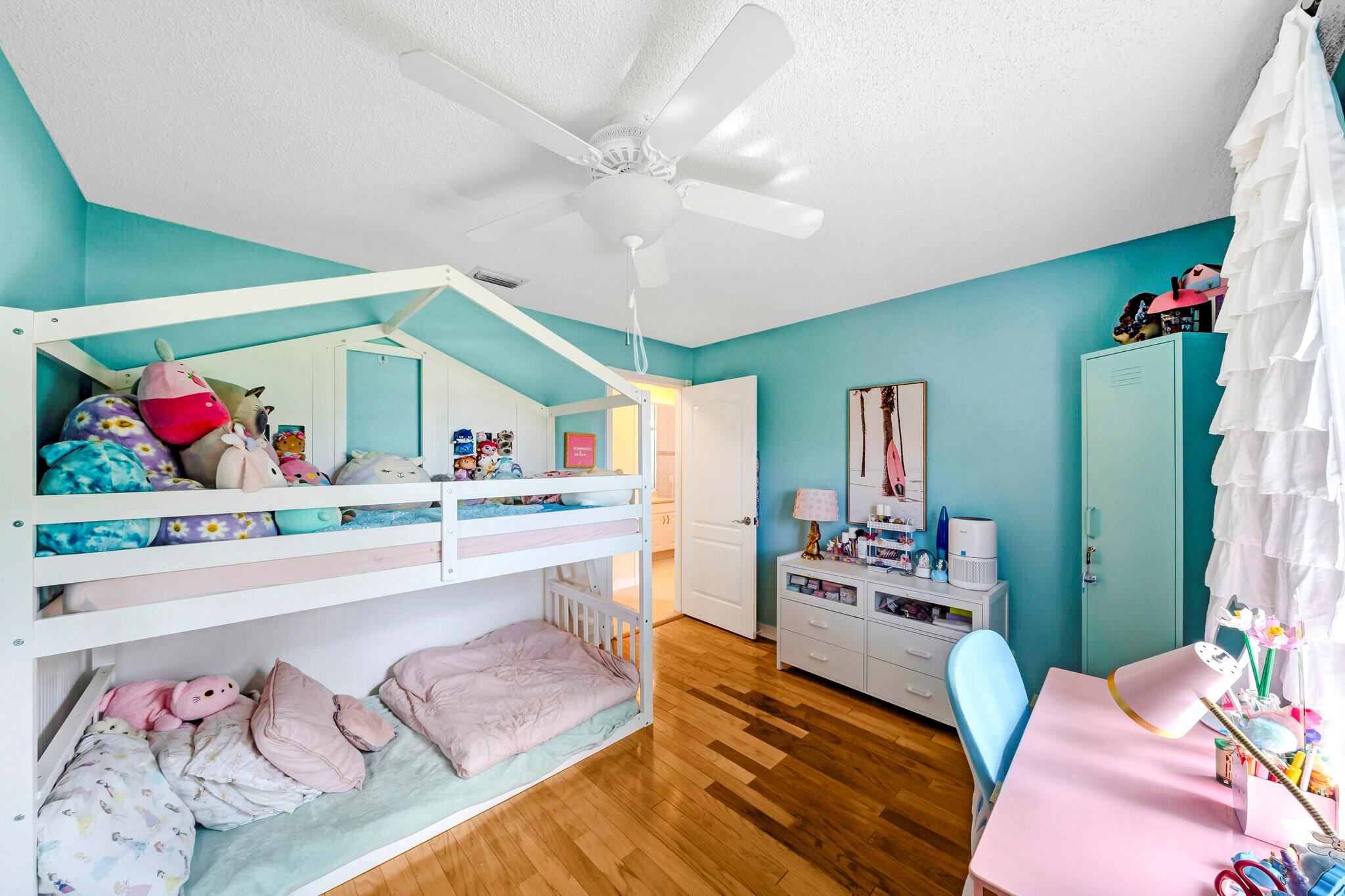 HIDDEN VALLEY SEC 4 - Residential Lease