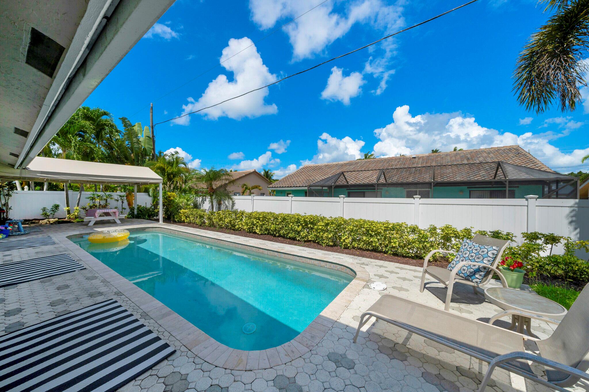 HIDDEN VALLEY SEC 4 - Residential Lease