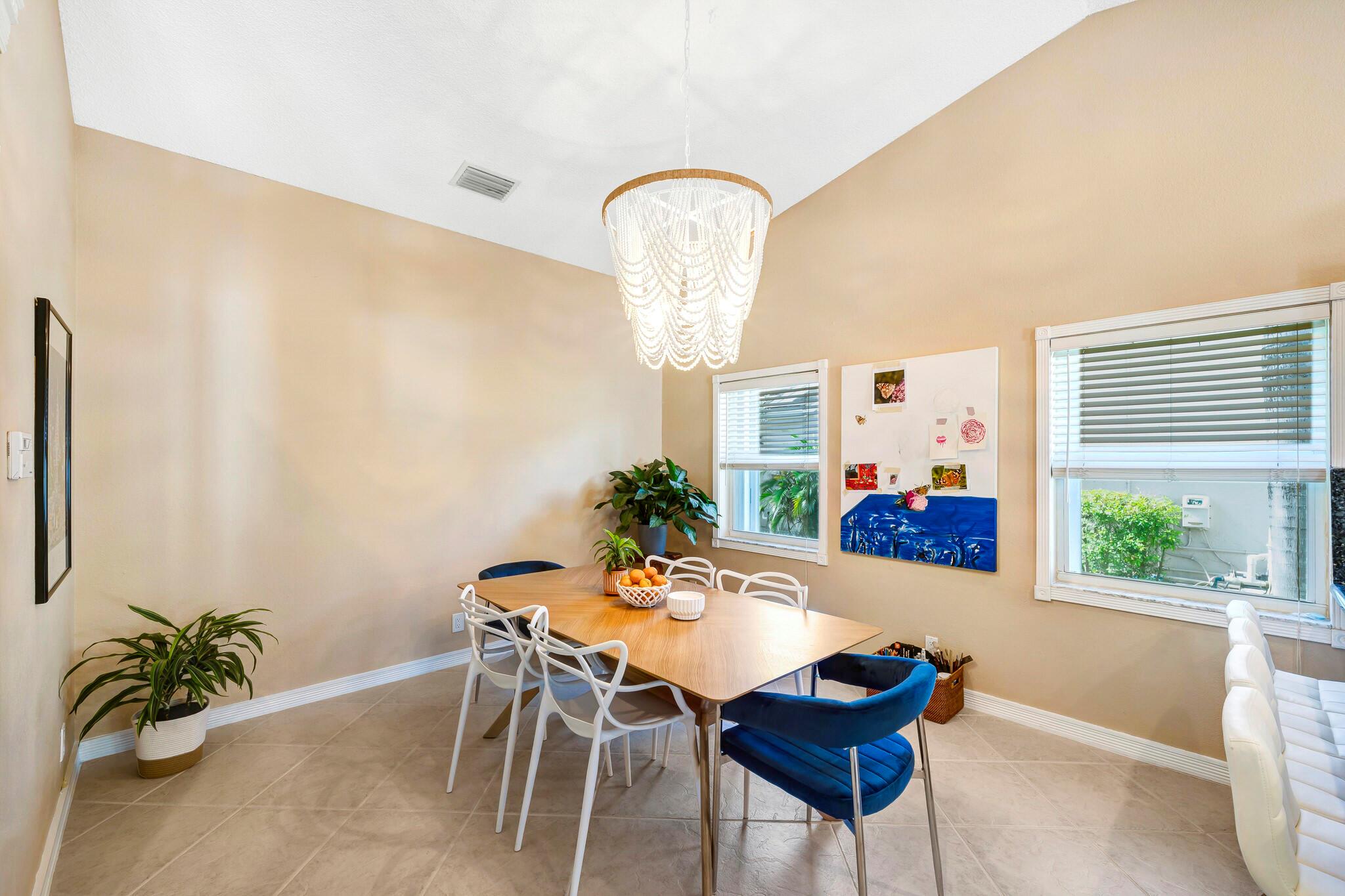 HIDDEN VALLEY SEC 4 - Residential Lease