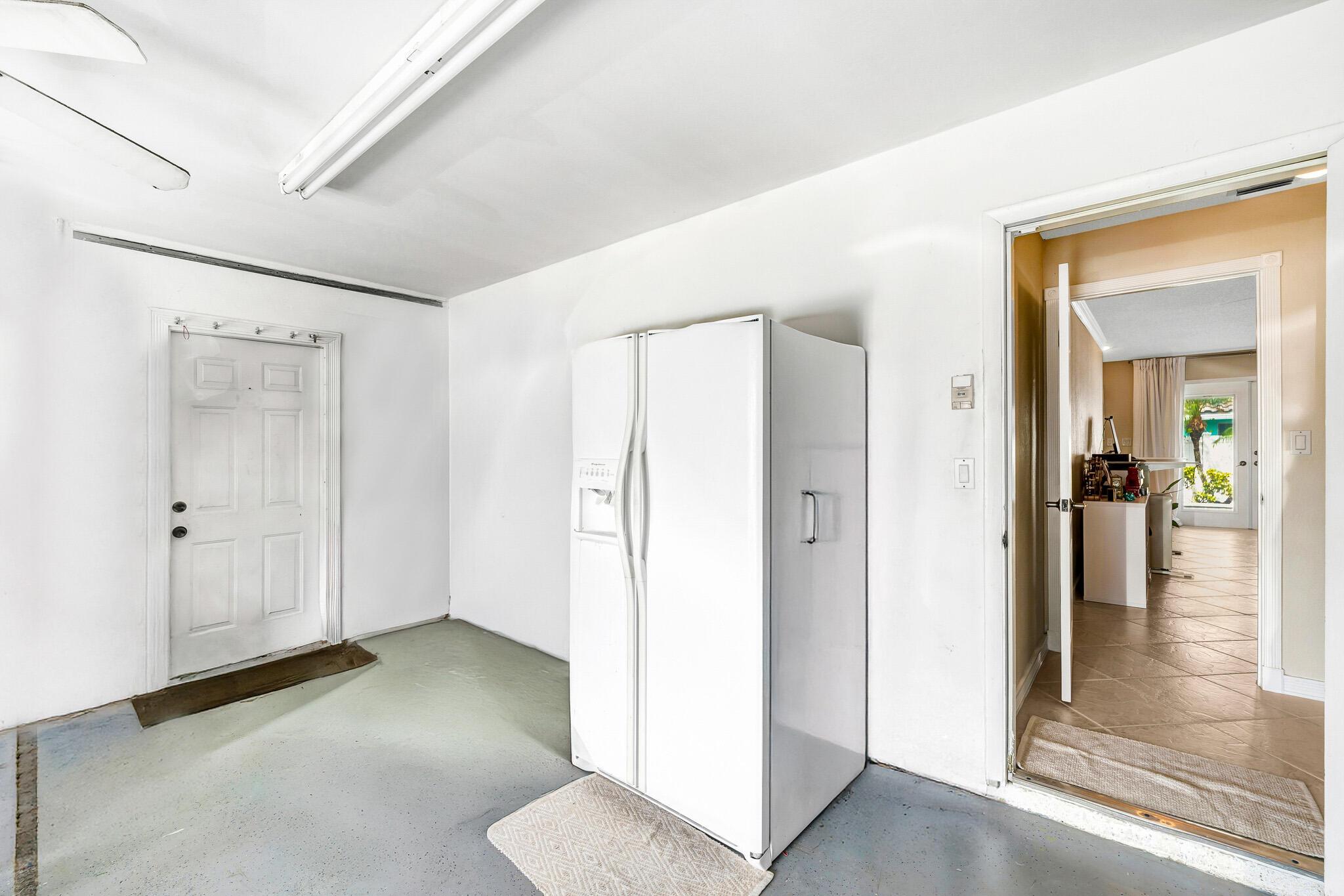 HIDDEN VALLEY SEC 4 - Residential Lease