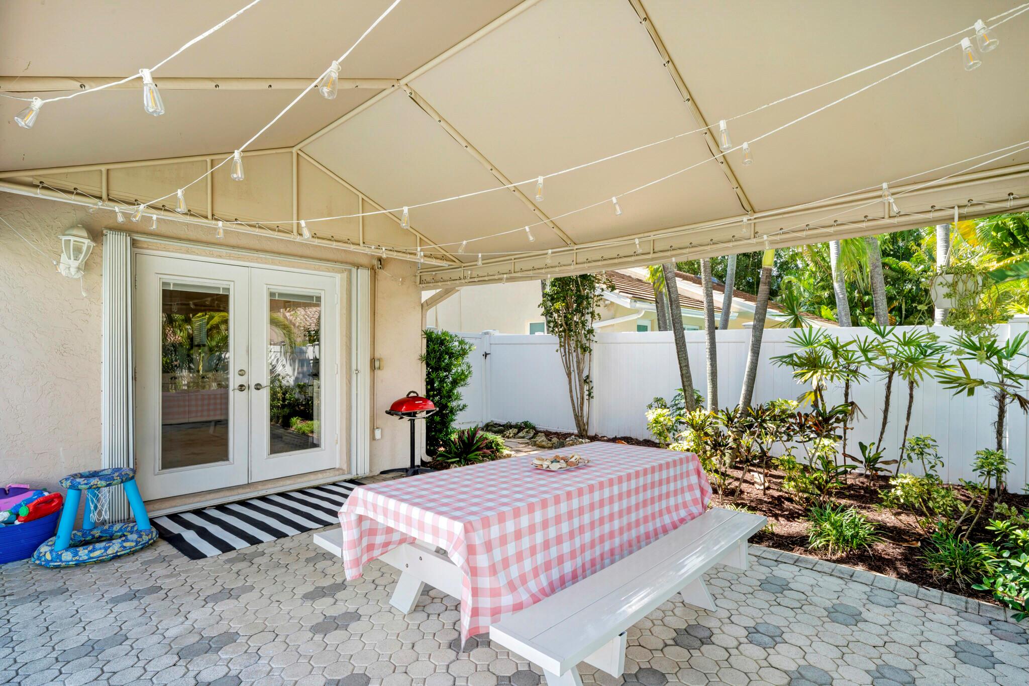 HIDDEN VALLEY SEC 4 - Residential Lease