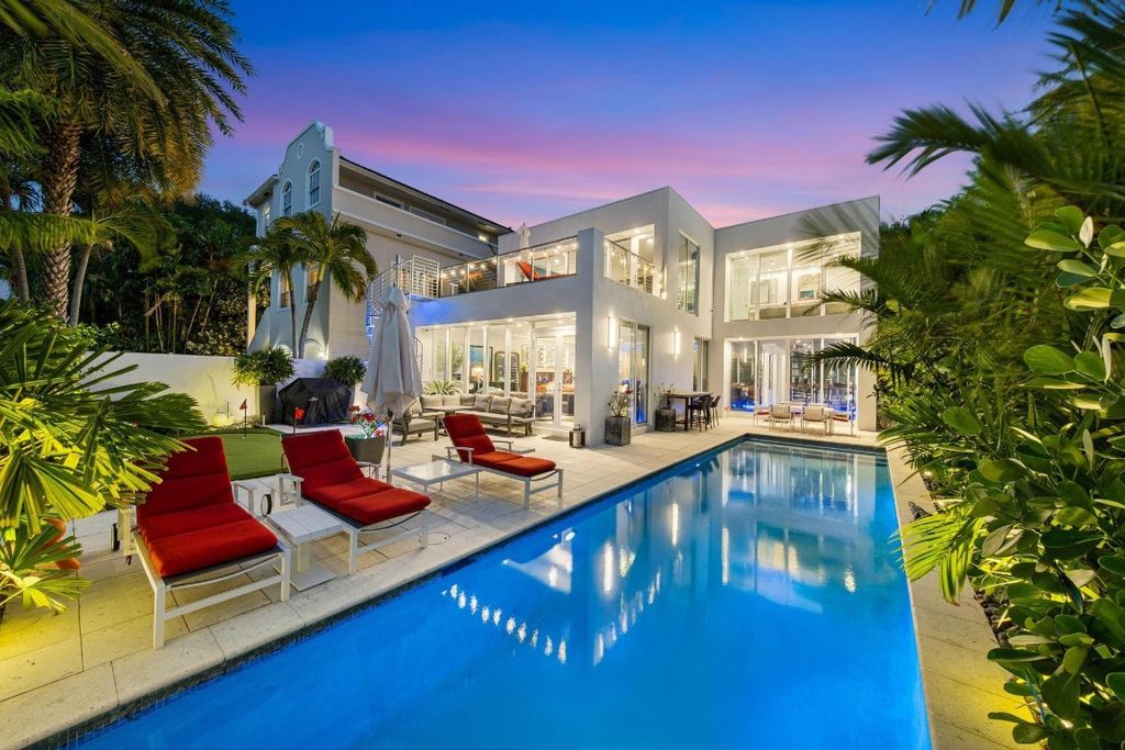 Photo of 1312 SE 2nd Street, Fort Lauderdale, FL 33301 (MLS # F10497220)