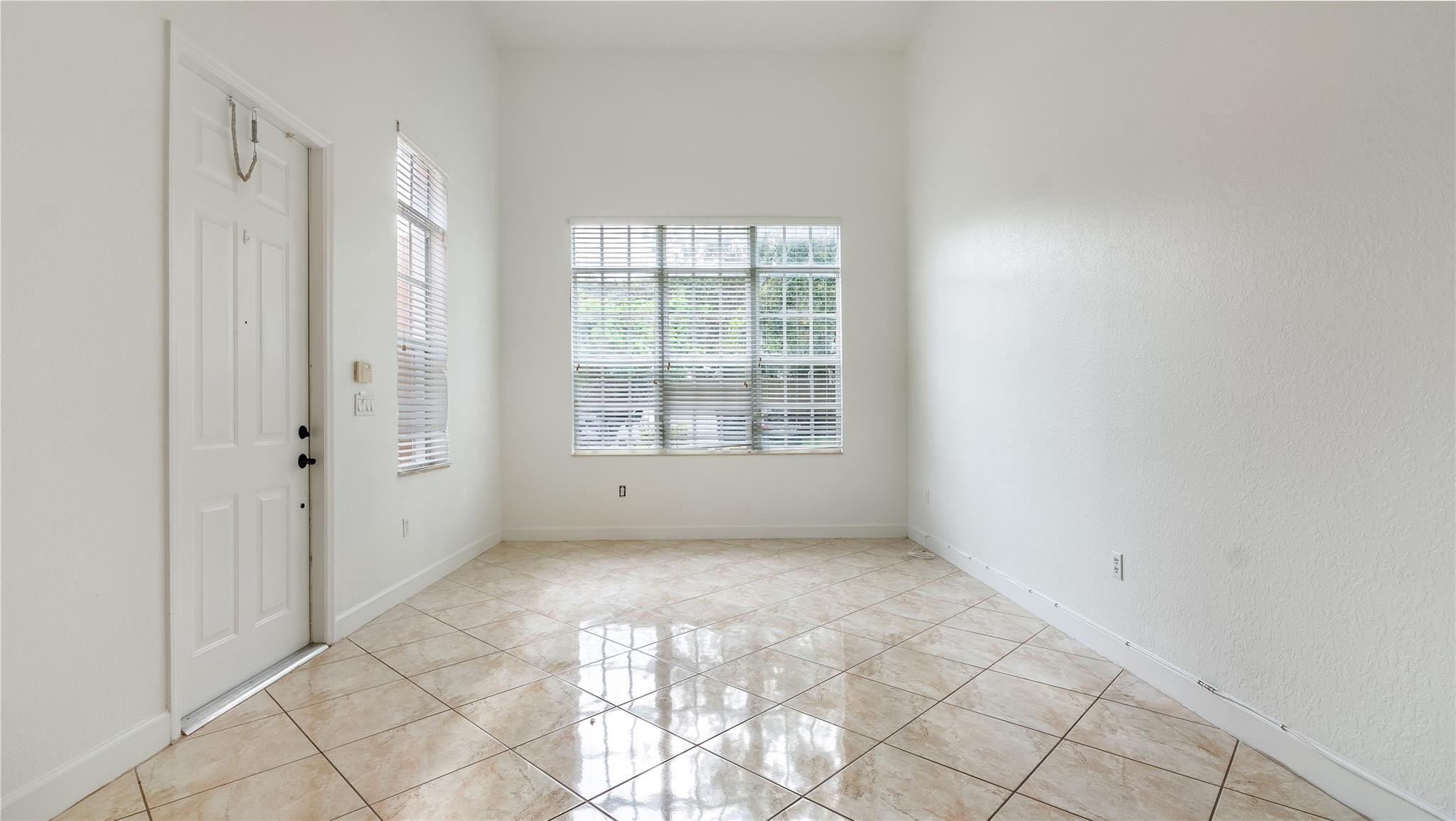 Meadow Pines 173-40 B - Residential Lease