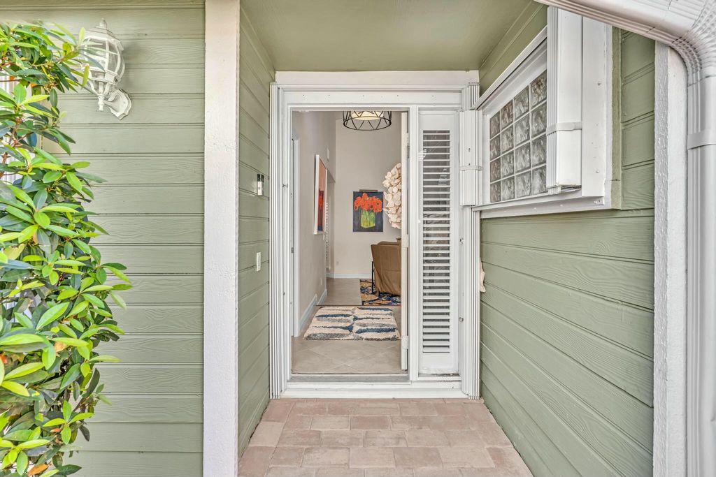 Photo of 21419 Fairfield Lane, Boca Raton, FL 33486 (MLS # R11042513)