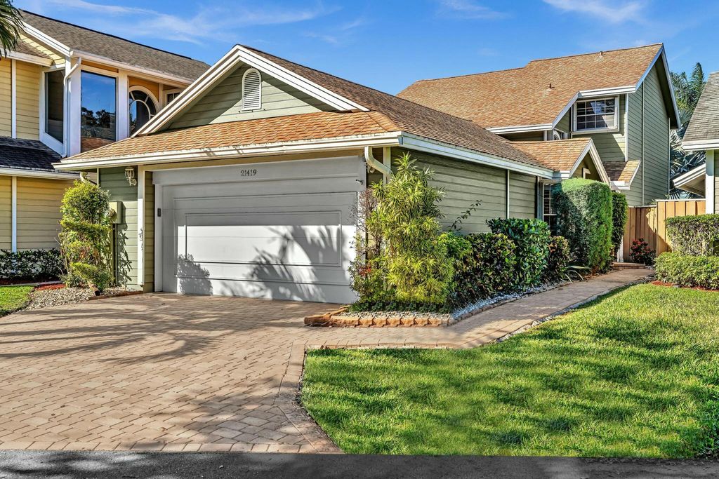 Photo of 21419 Fairfield Lane, Boca Raton, FL 33486 (MLS # R11042513)