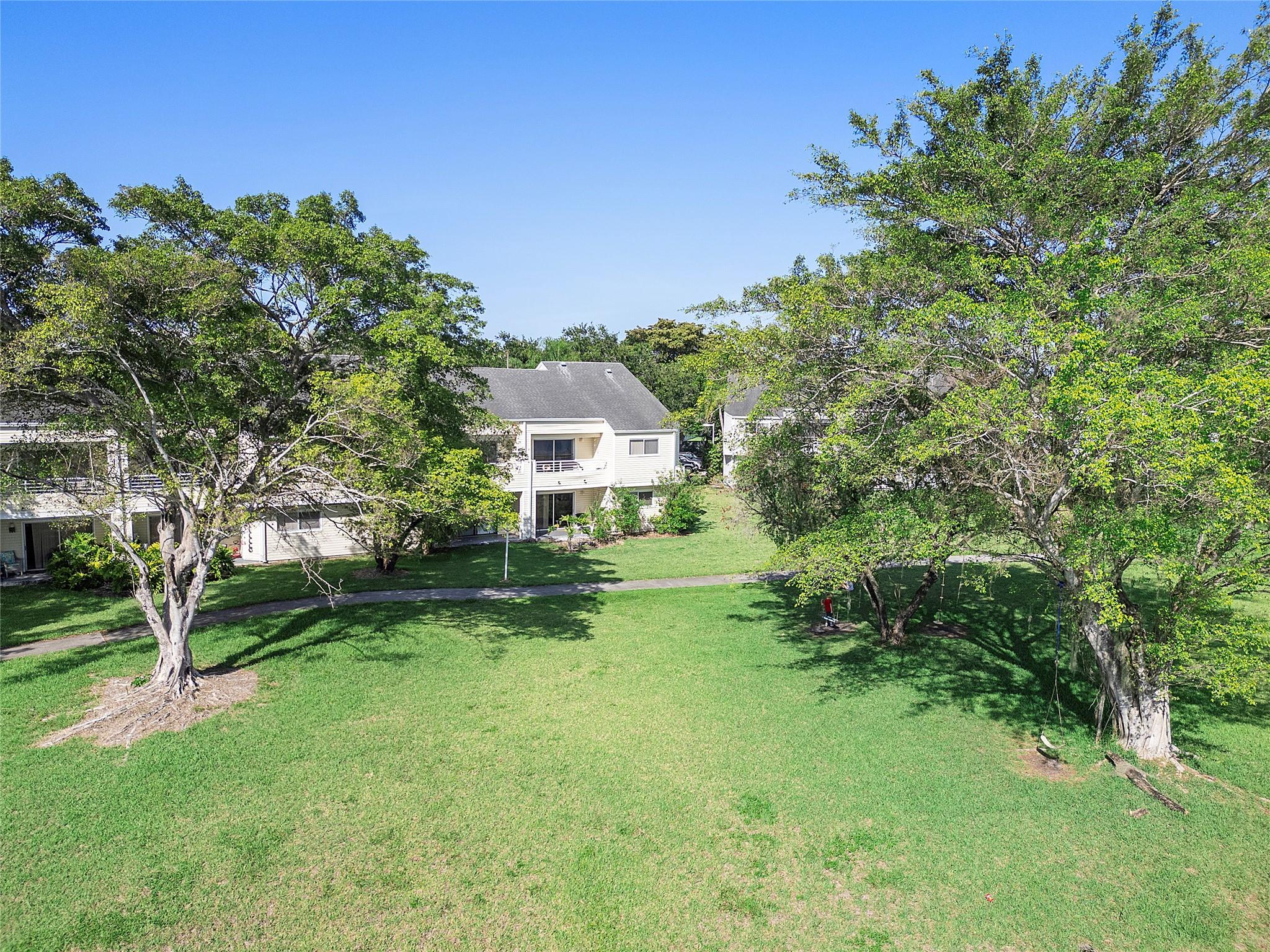Summer lake - Residential Lease