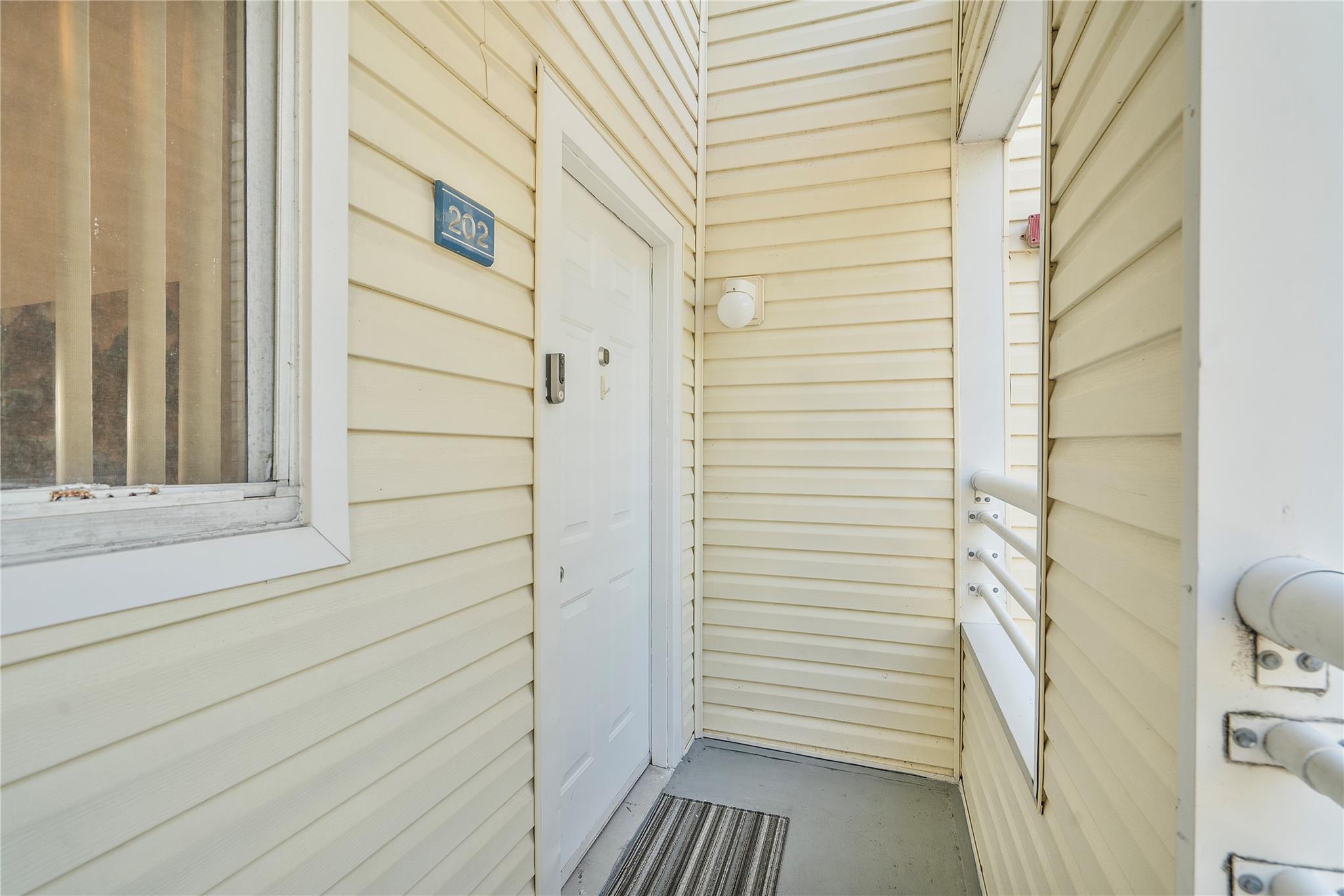 Summer lake - Residential Lease