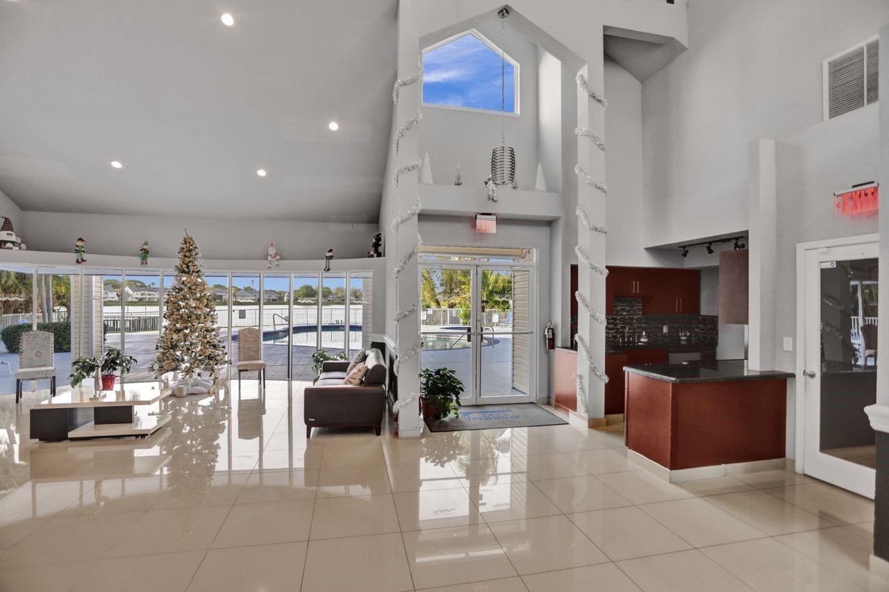 Summer lake - Residential Lease