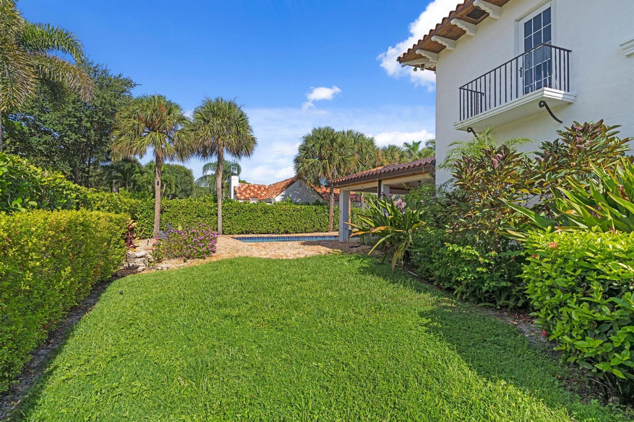 NORTH SHORE TERRACE 1 - Residential