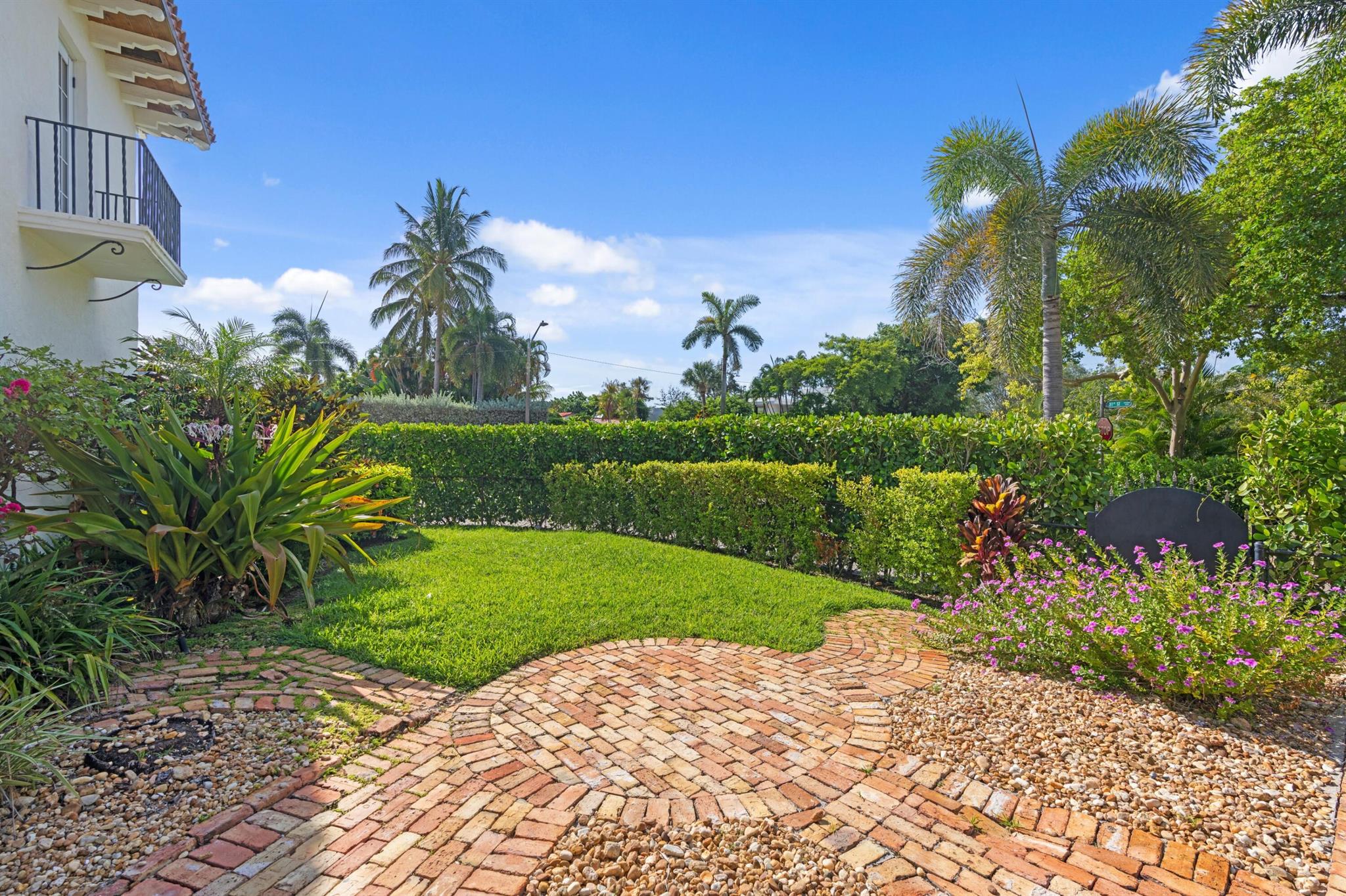 NORTH SHORE TERRACE 1 - Residential