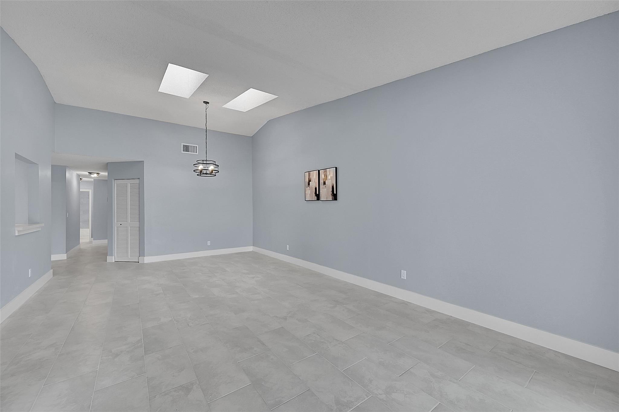 La Mirage - Residential