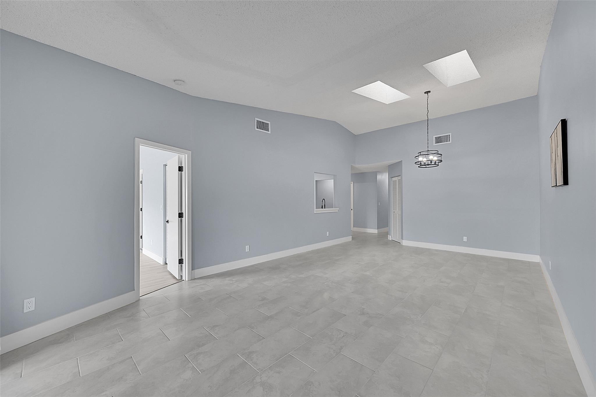 La Mirage - Residential