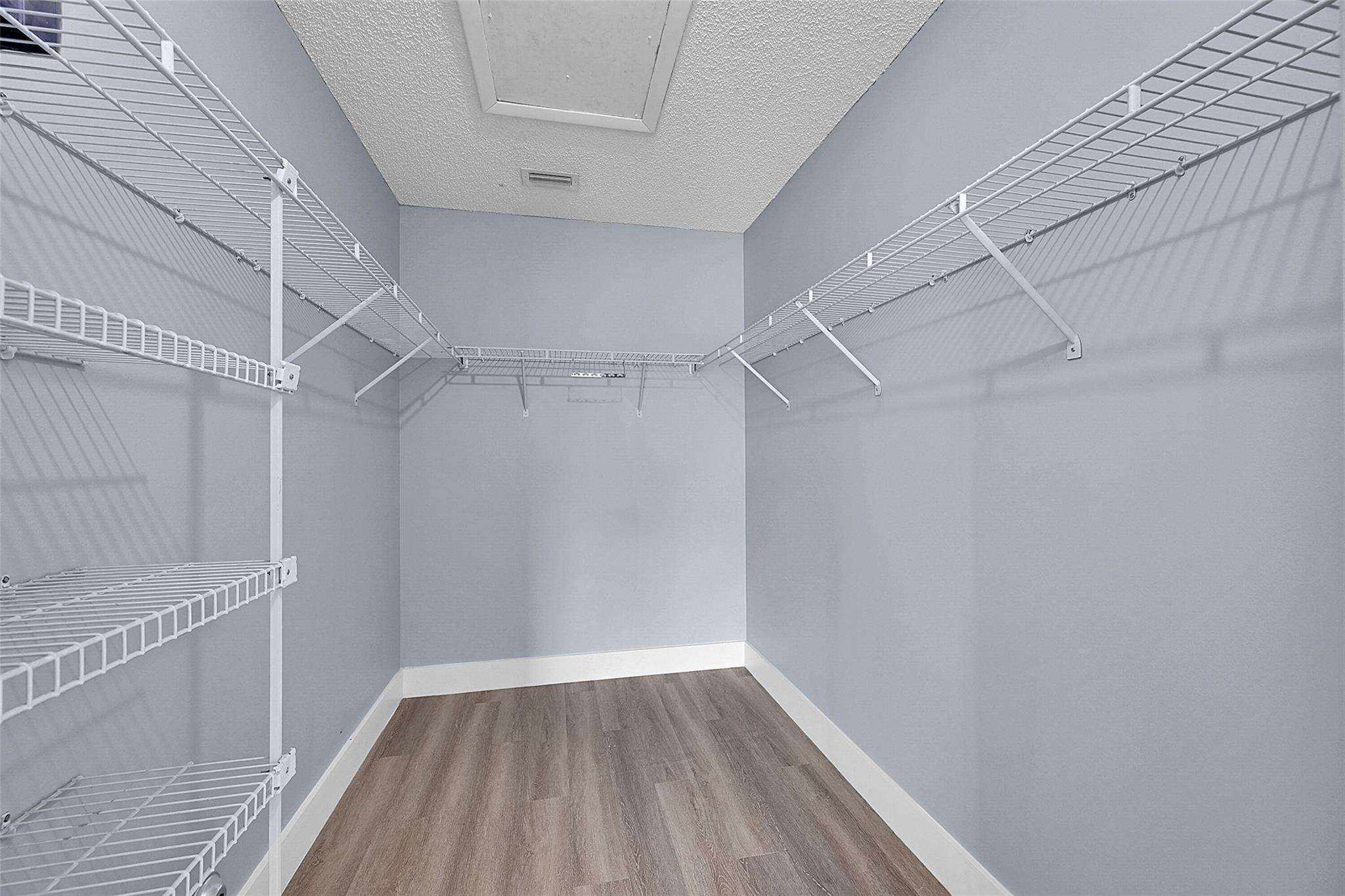 La Mirage - Residential