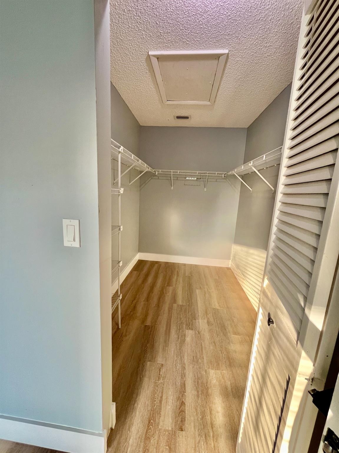 La Mirage - Residential