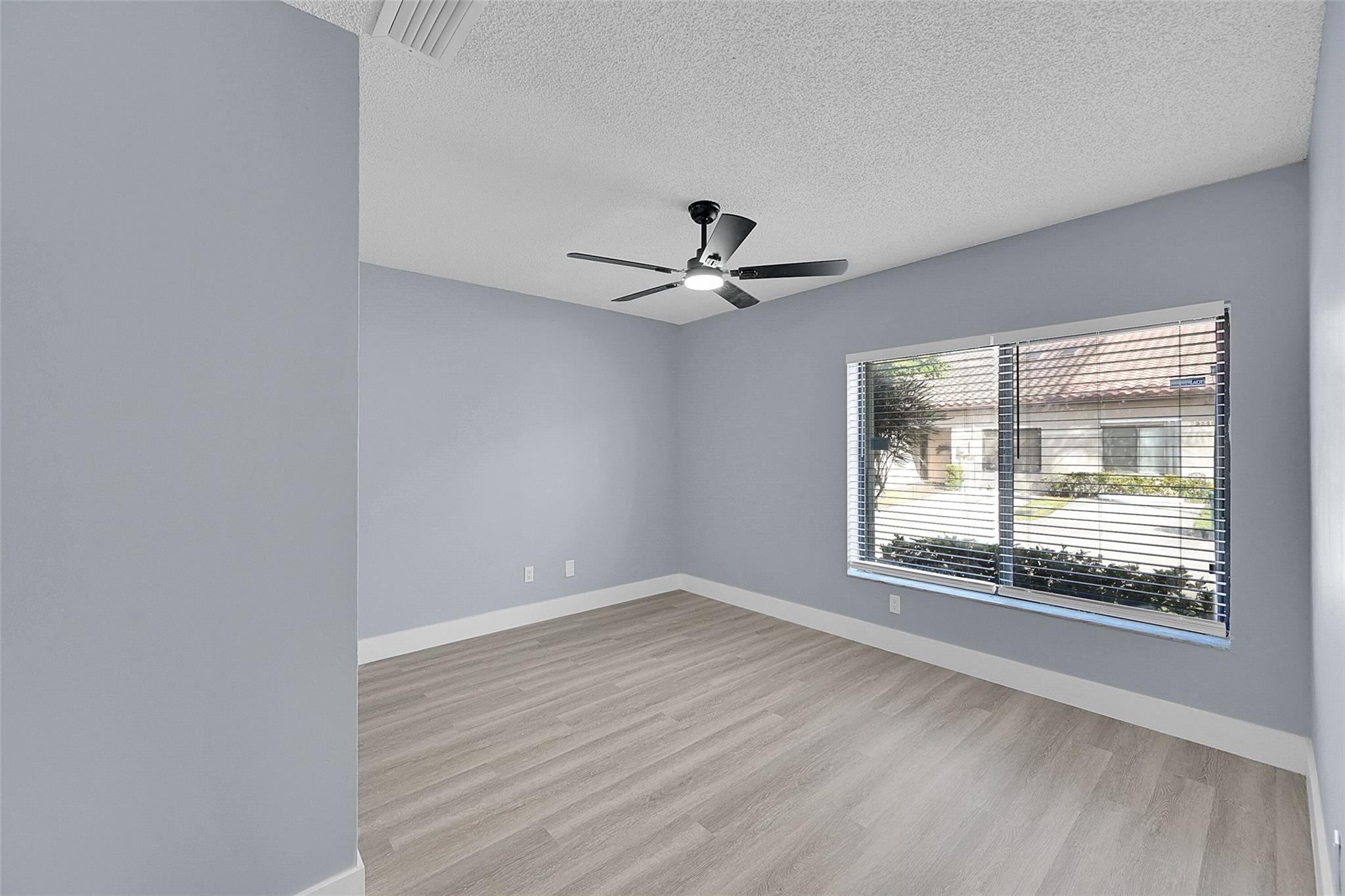 La Mirage - Residential