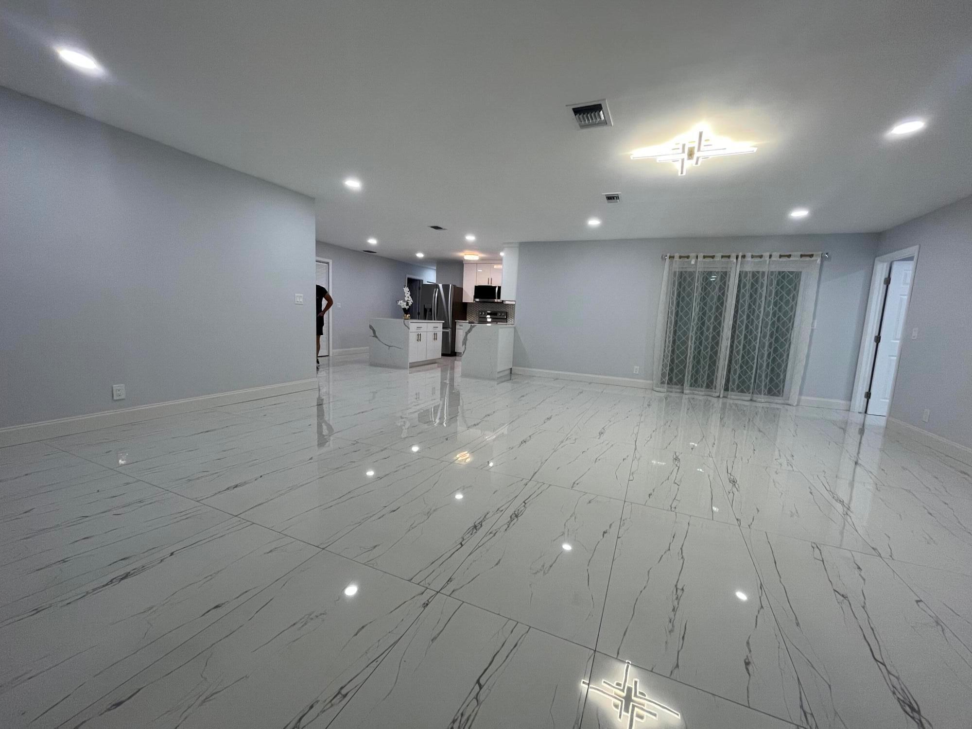 1720 SW 13th Street