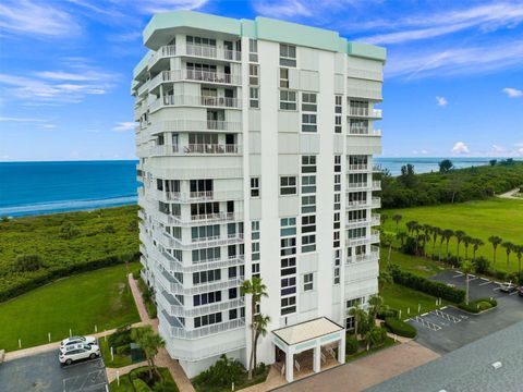 A home in Hutchinson Island