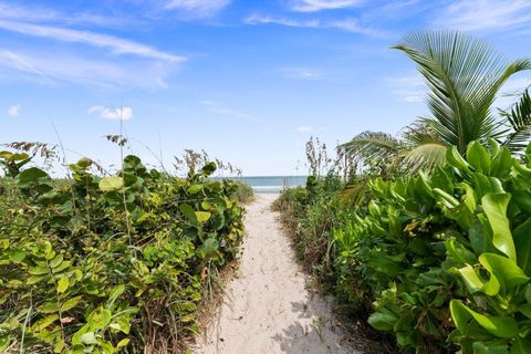 A home in Hutchinson Island