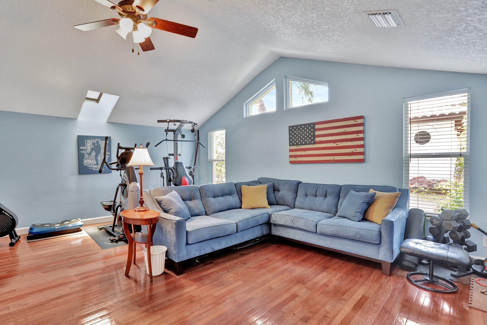 CARRIAGE TRADE - Residential