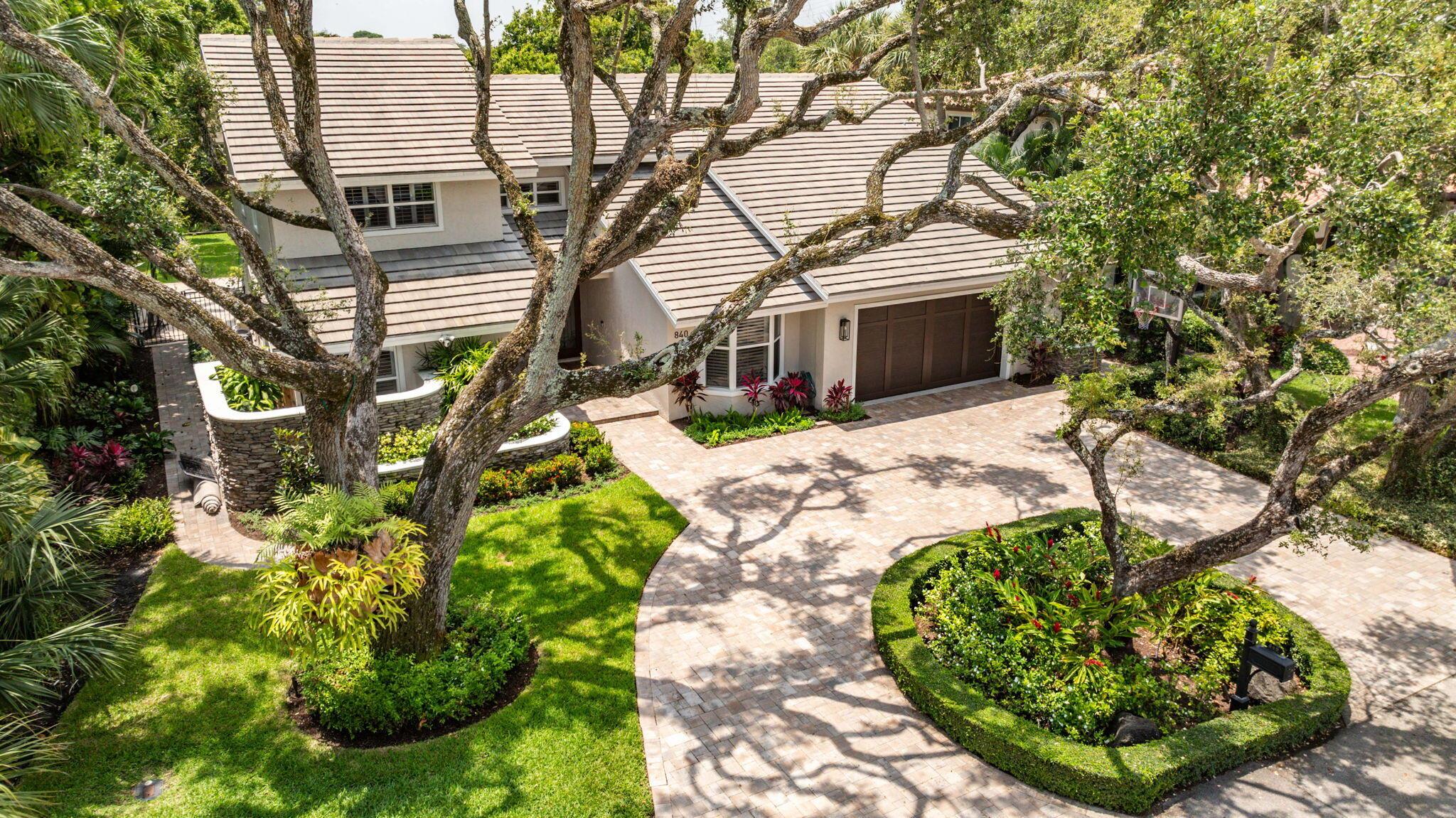 CARRIAGE TRADE - Residential