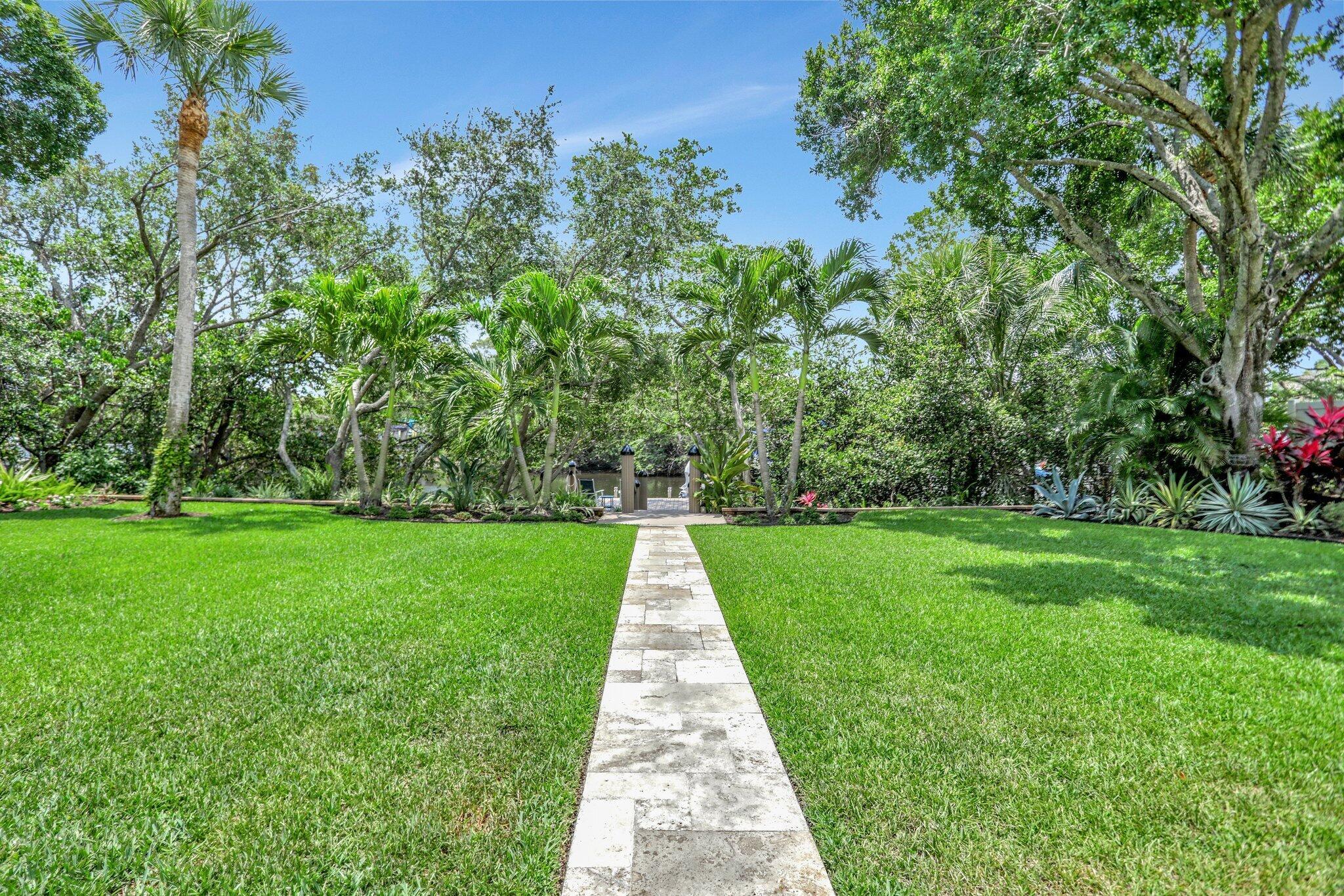 CARRIAGE TRADE - Residential