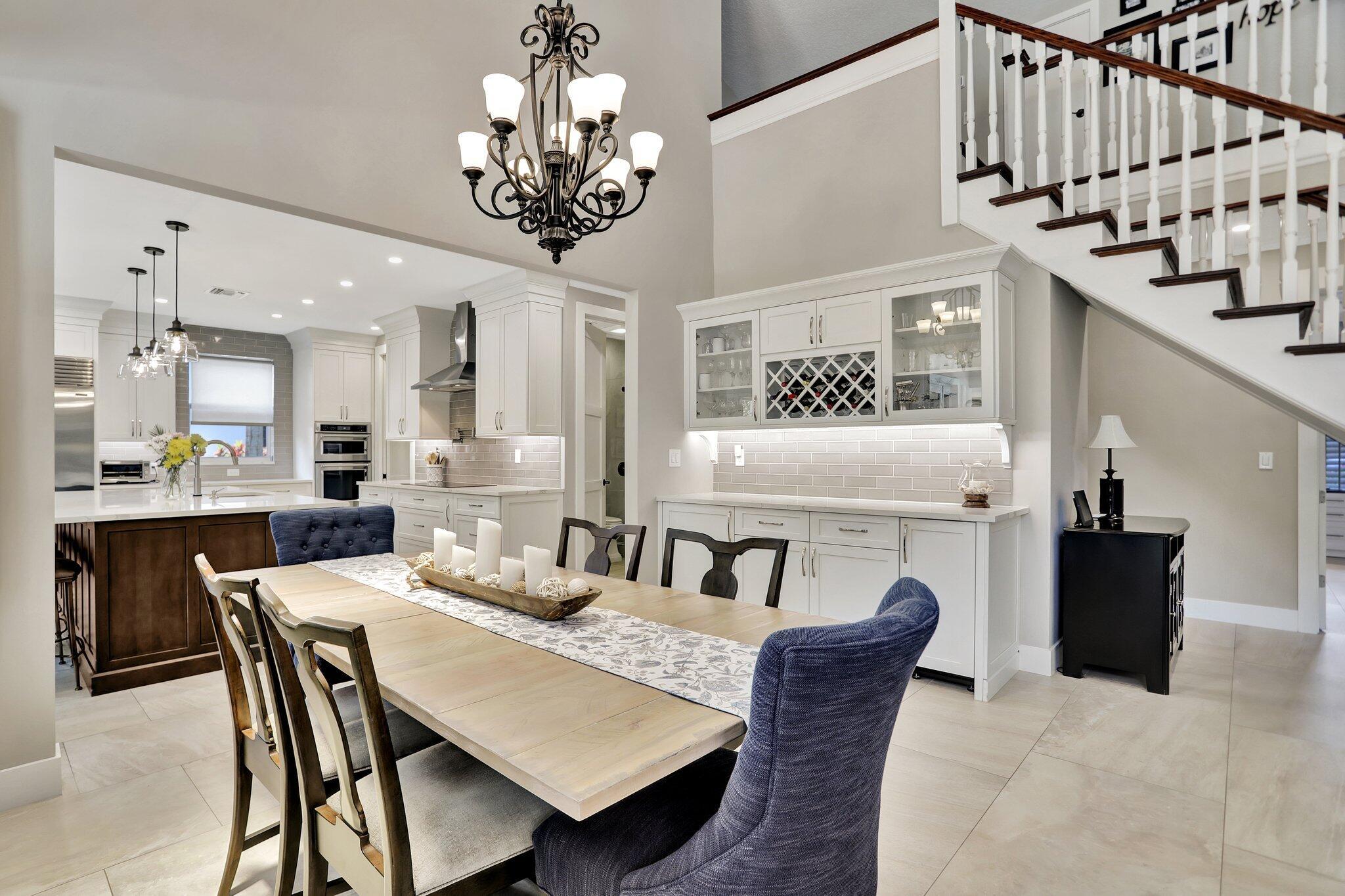 CARRIAGE TRADE - Residential