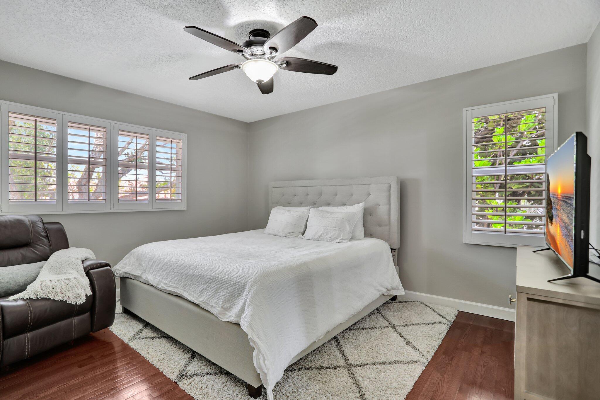 CARRIAGE TRADE - Residential