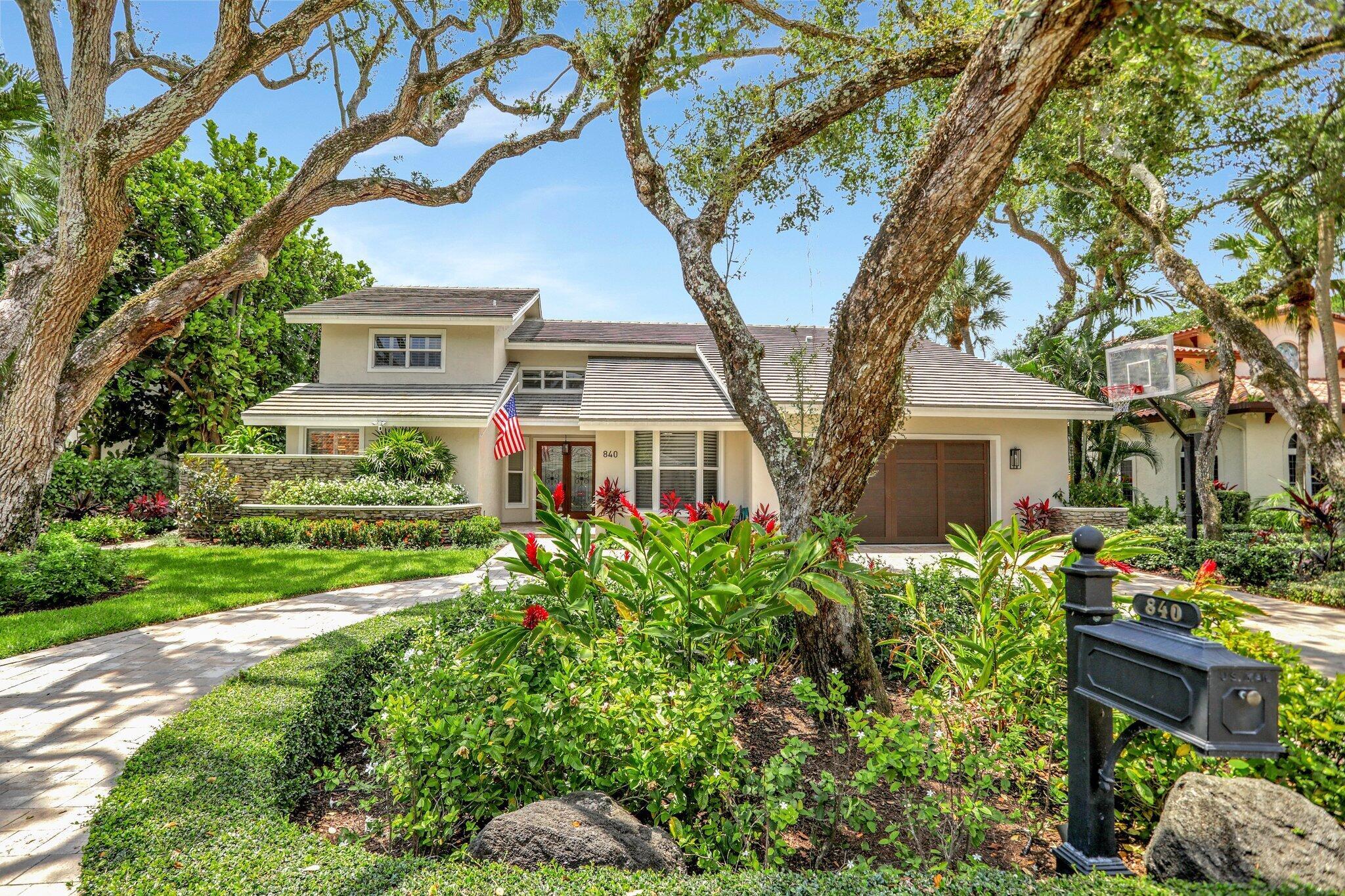 CARRIAGE TRADE - Residential