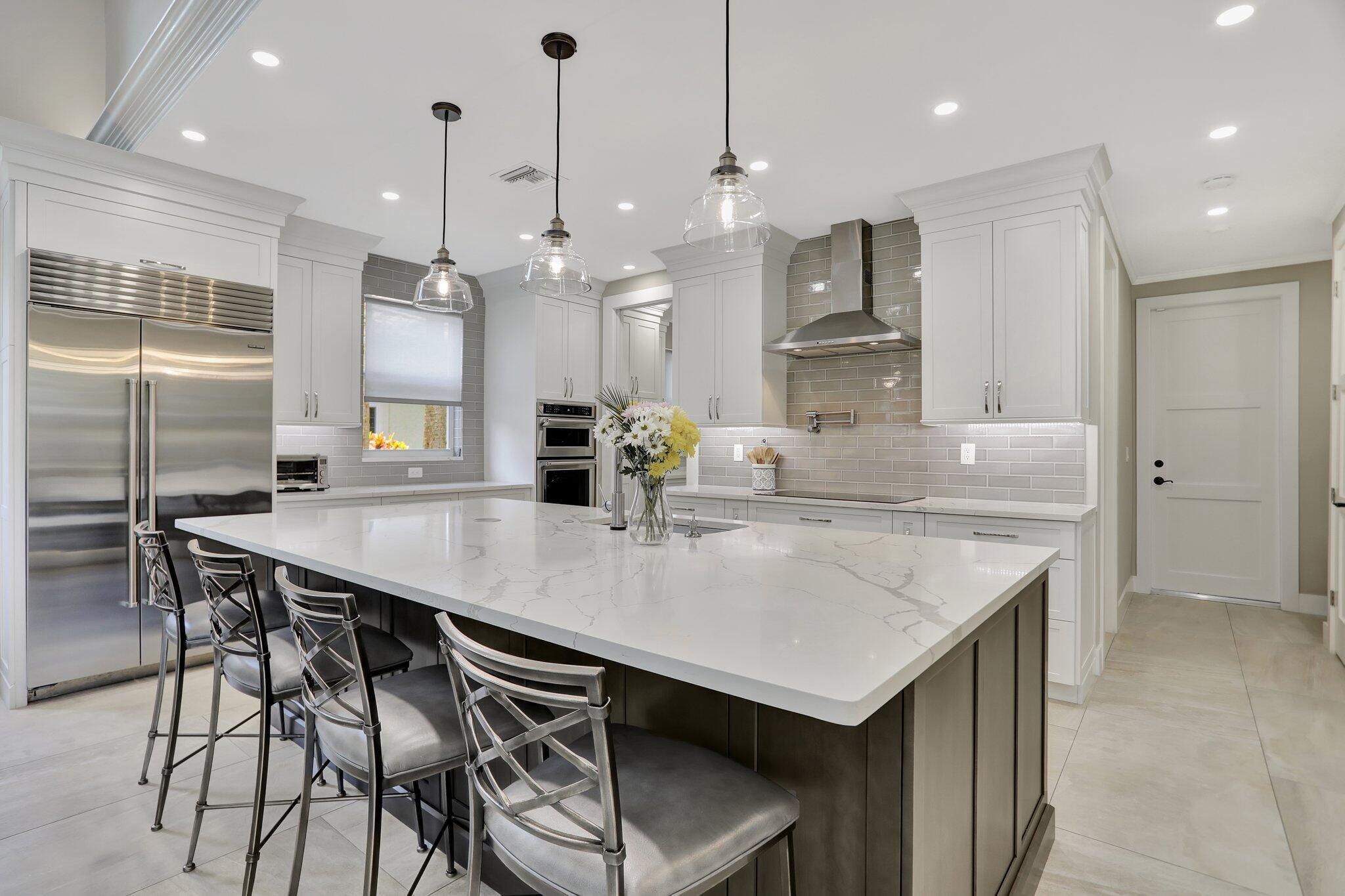 CARRIAGE TRADE - Residential