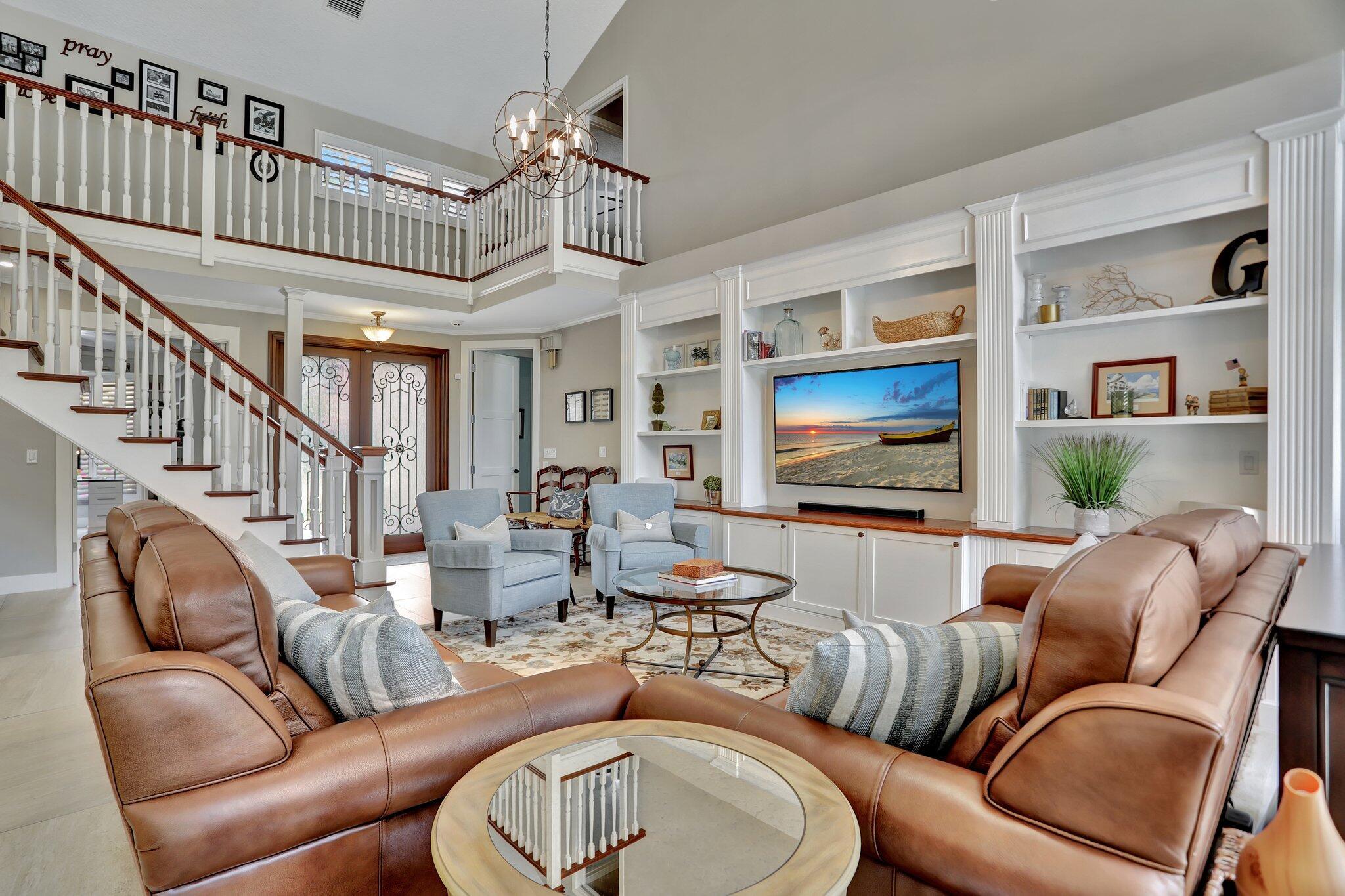 CARRIAGE TRADE - Residential