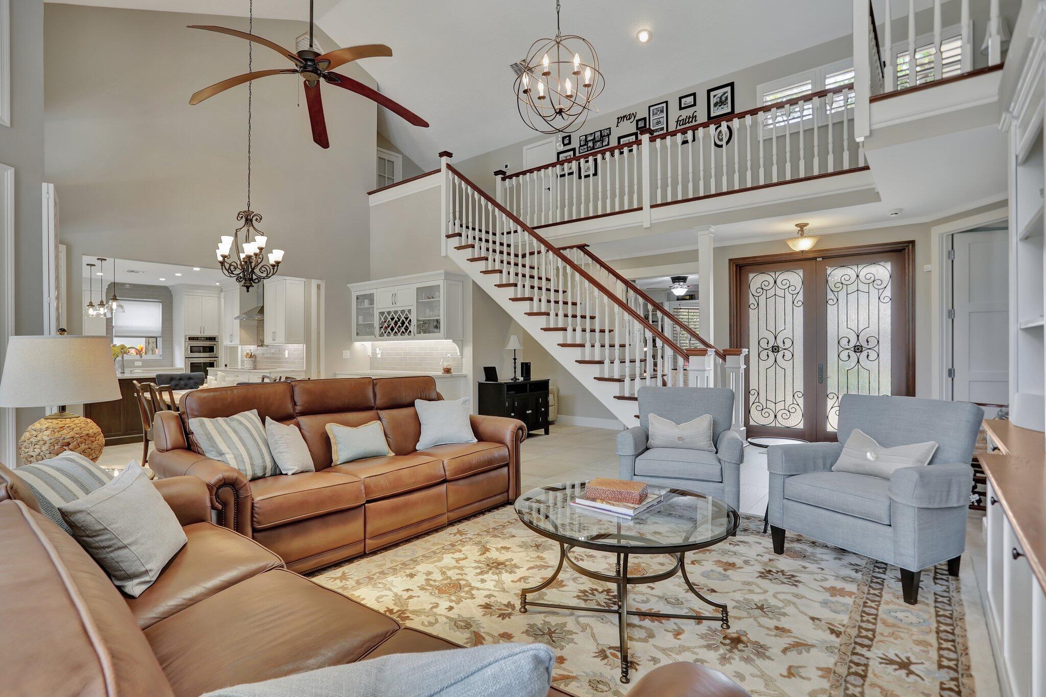 CARRIAGE TRADE - Residential