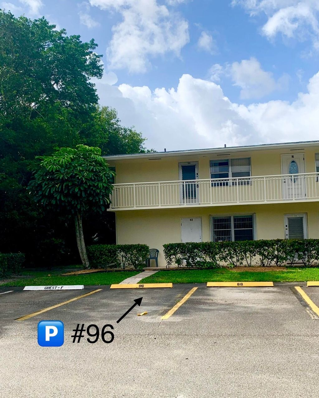 Photo of 96 Hastings F, West Palm Beach, FL 33417 (MLS # B26014266)