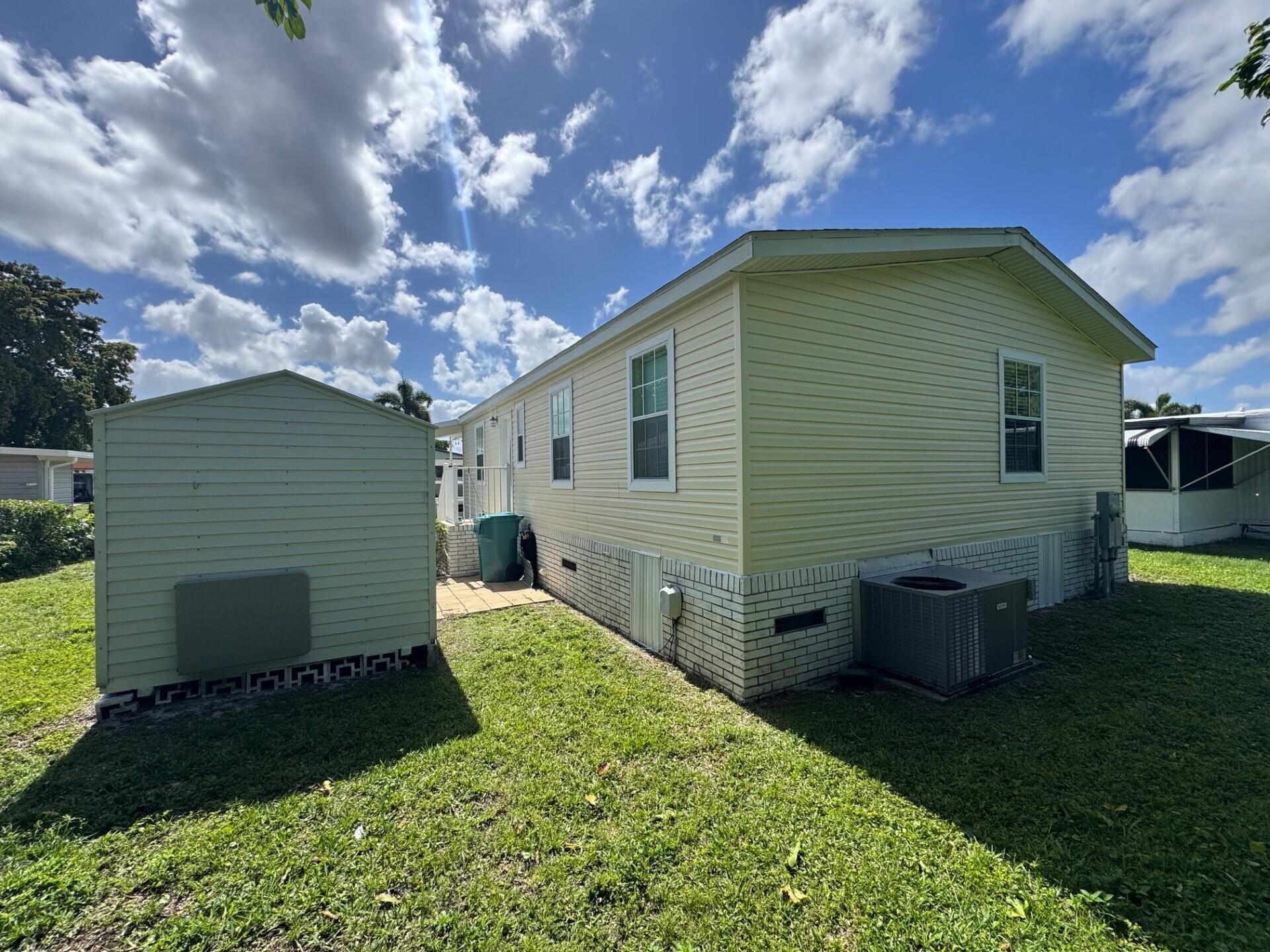 SEA MEADOWS - Residential