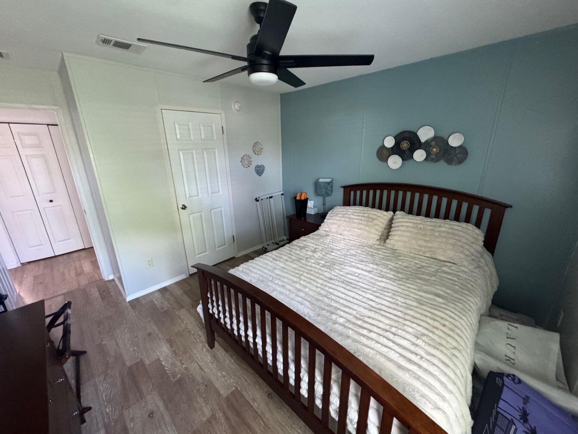 SEA MEADOWS - Residential