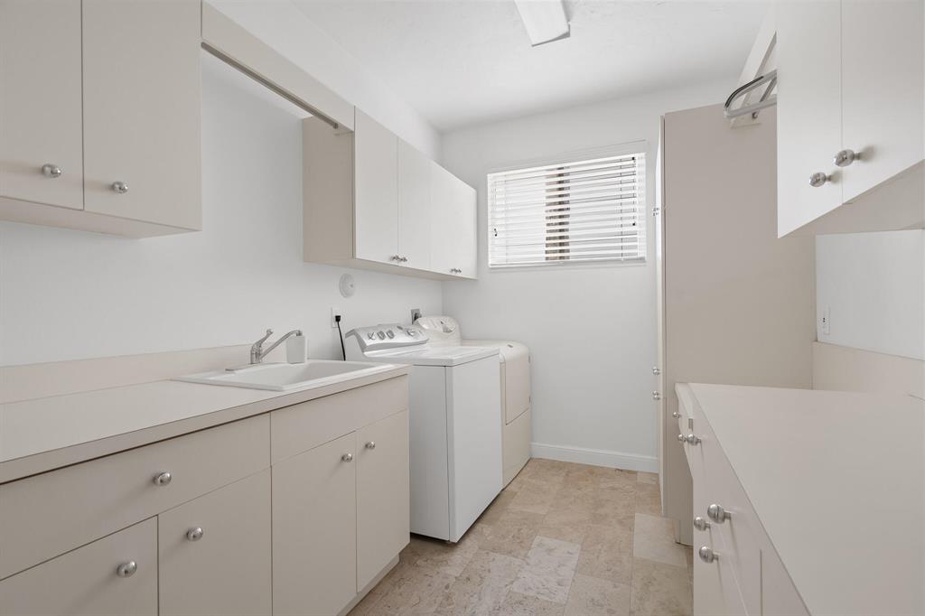 ADDISON RESERVE - Residential