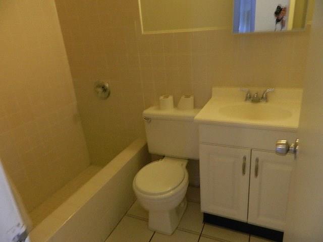 Oakland Park Second Add 1 - Residential Lease