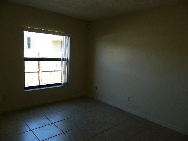 Oakland Park Second Add 1 - Residential Lease