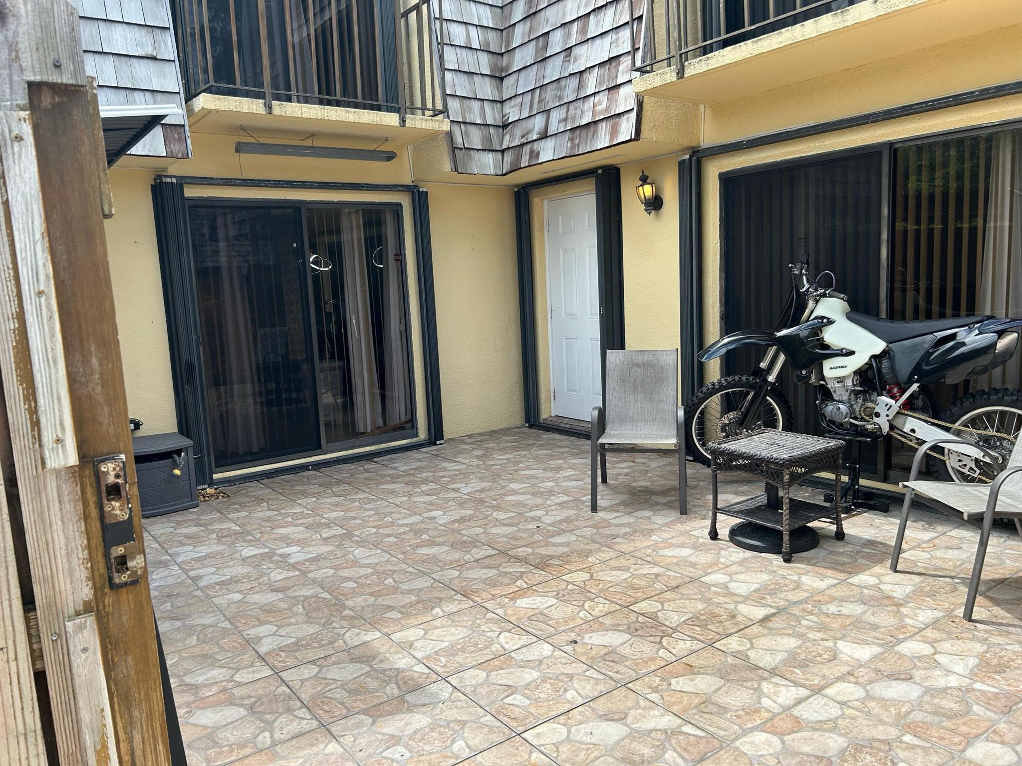 149 Lake Arbor Drive