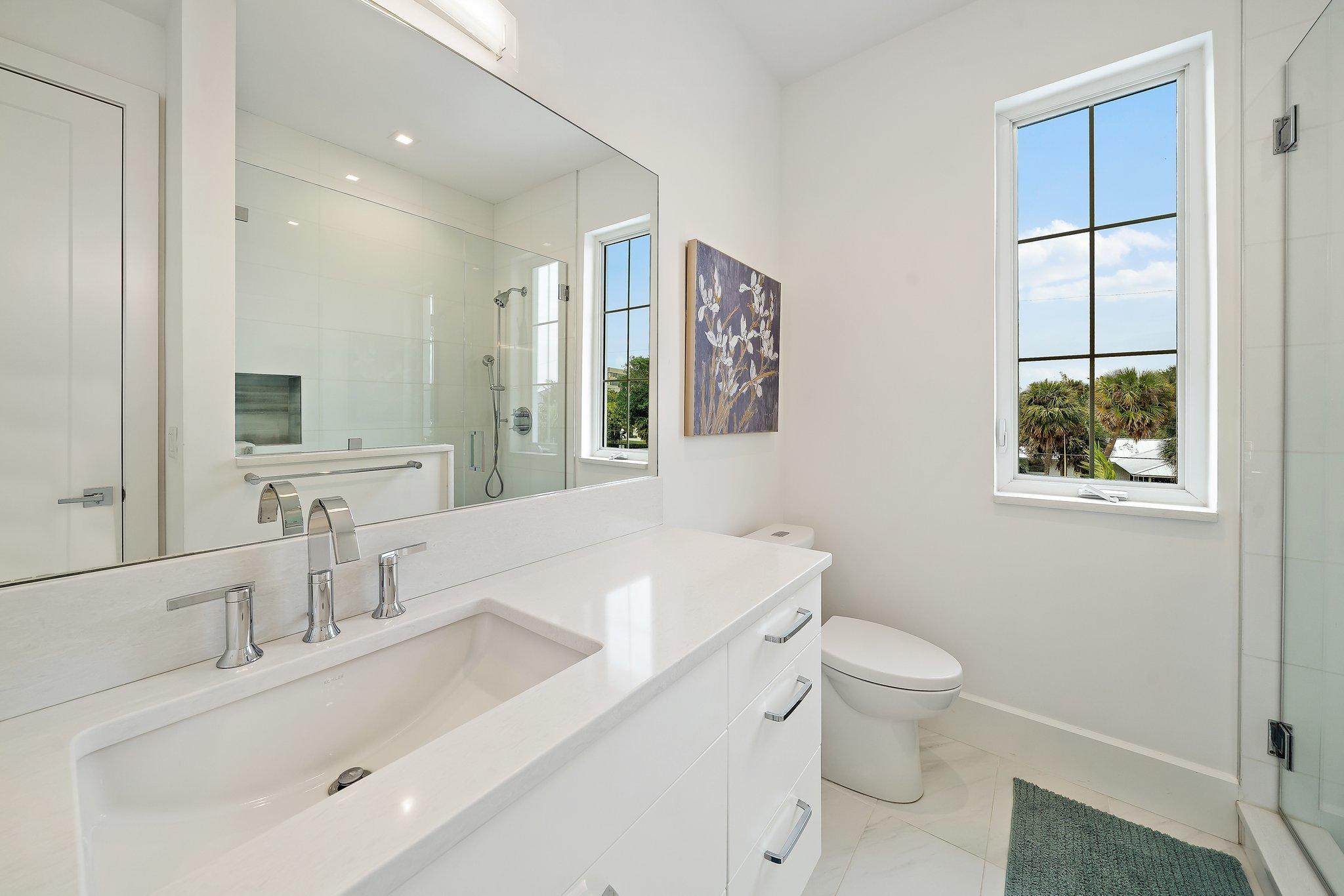 HIDDEN KEY - Residential