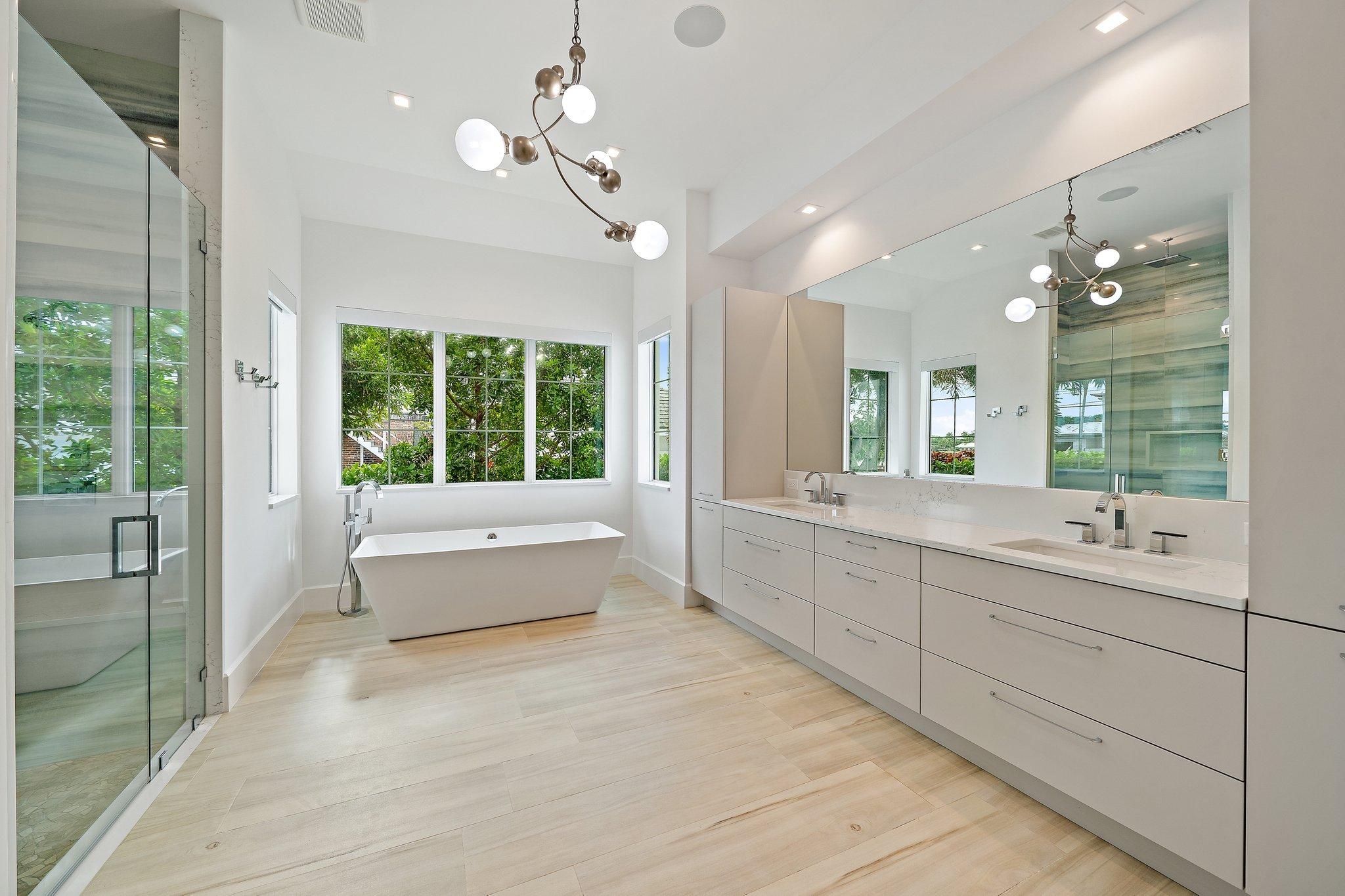 HIDDEN KEY - Residential