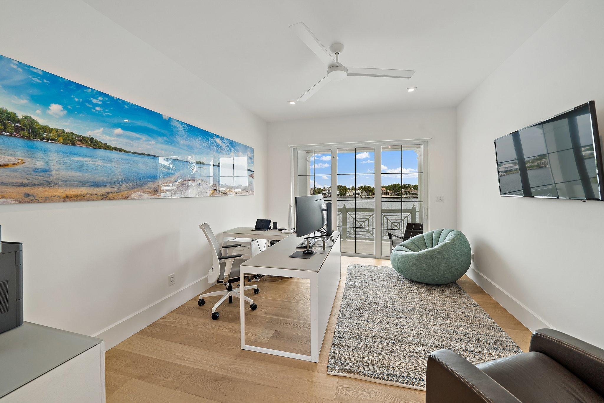 HIDDEN KEY - Residential