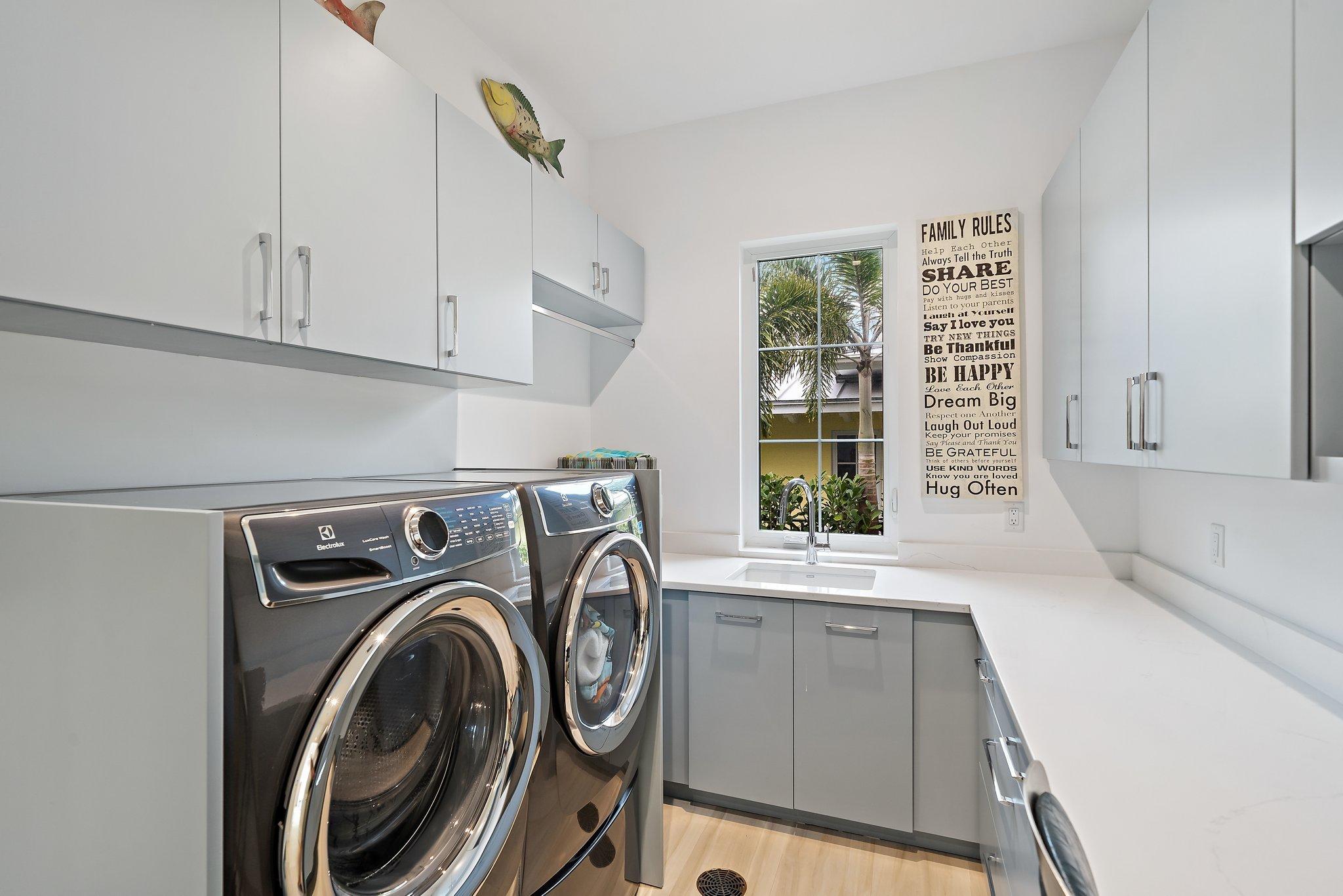 HIDDEN KEY - Residential